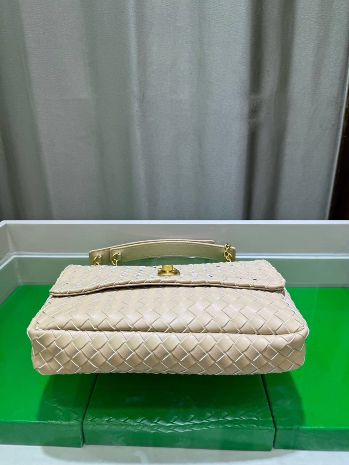Woven Chain Shoulder Bag