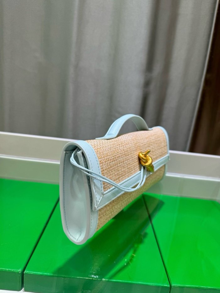 Raffia Andiamo Style Clutch Bag