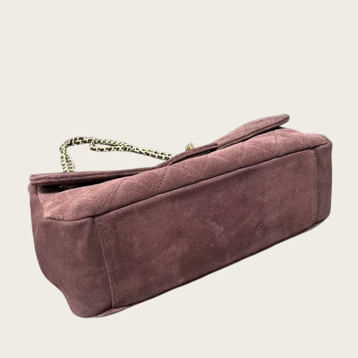 33cm Jumbo Velvet-Finish Lambskin Shoulder Purse with Gold-Tone Hardware