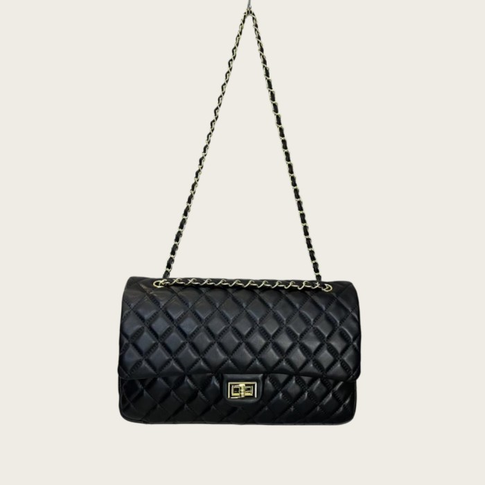 Jumbo Maxi Lambskin Leather Shoulder Purse with Gold-Tone Hardware35cm 40cm