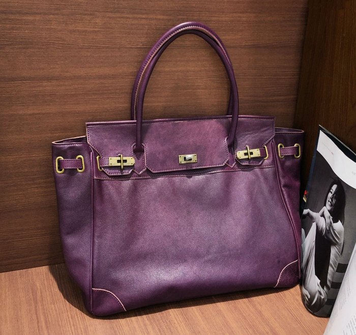 Water-Dyed Full-Grain Leather Tote