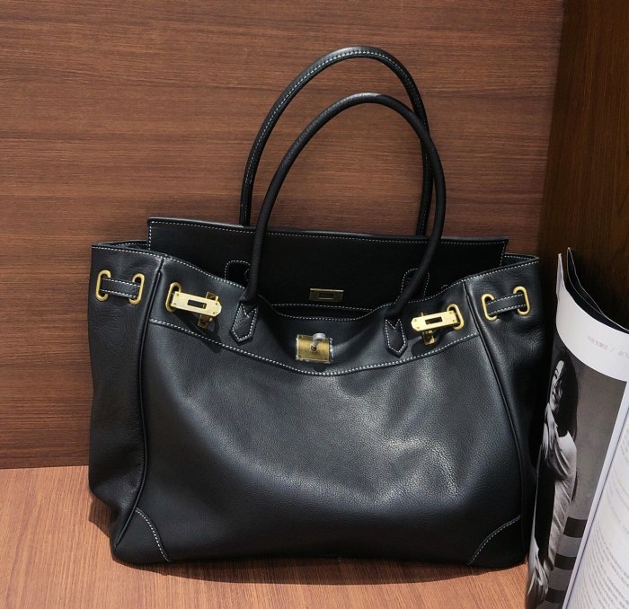Water-Dyed Full-Grain Leather Tote