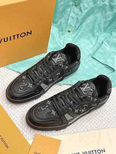 Louis Vuitton Trainer sports shoes 29