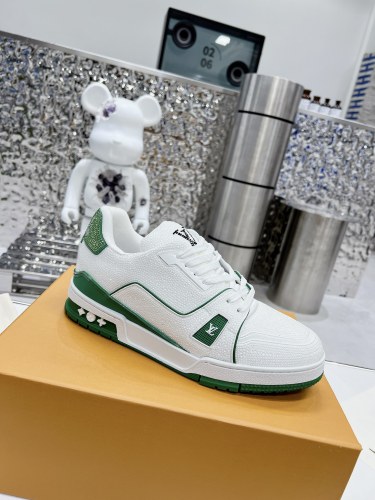 Louis Vuitton Trainer sports shoes 12