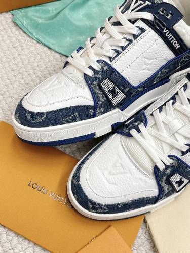 Louis Vuitton Trainer sports shoes 19