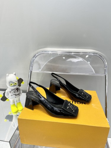 Louis Vuitton shake High heels 5cm Black whit box 84