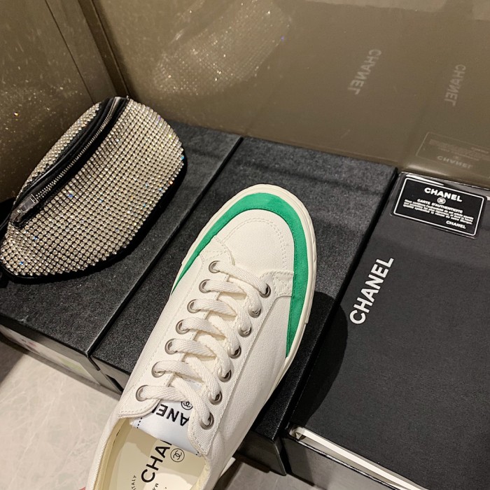 Chanel sneaker 1