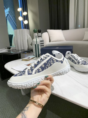Dior B28 Low-Top Oblique Jacquard and Rubber Sneaker 8