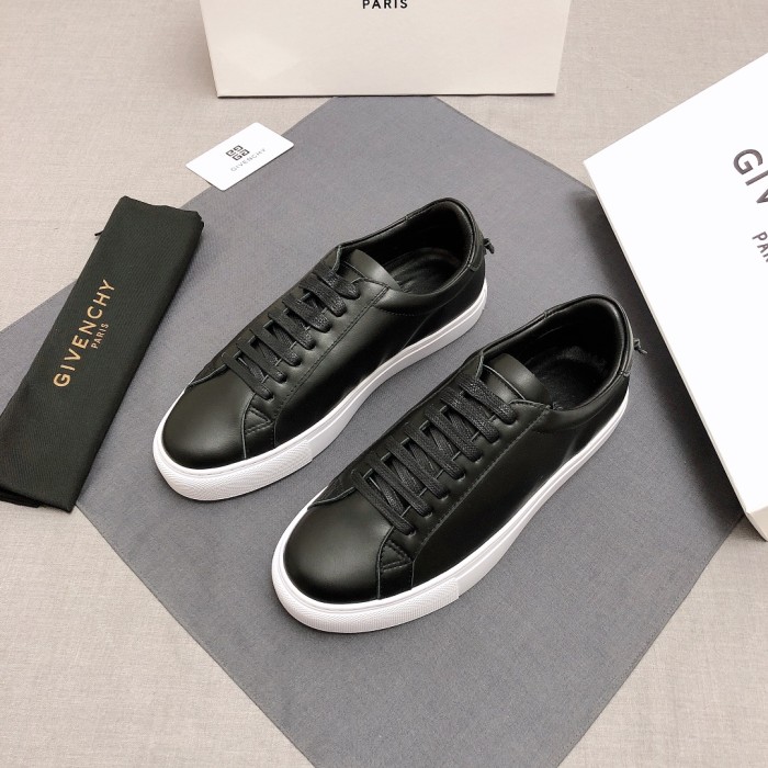 Givenchy Urban Street Logo-print Leather Sneakers 35