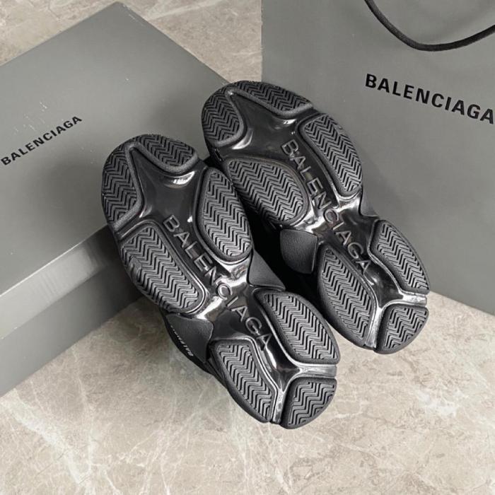 Balenciaga Triple S Black (2021)