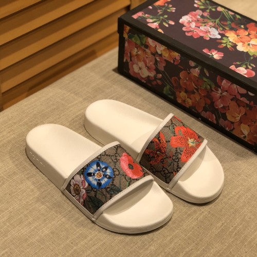 Gucci Slippers 19