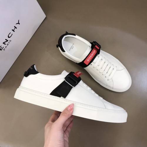 Givenchy Urban Street Logo-print Leather Sneakers 7