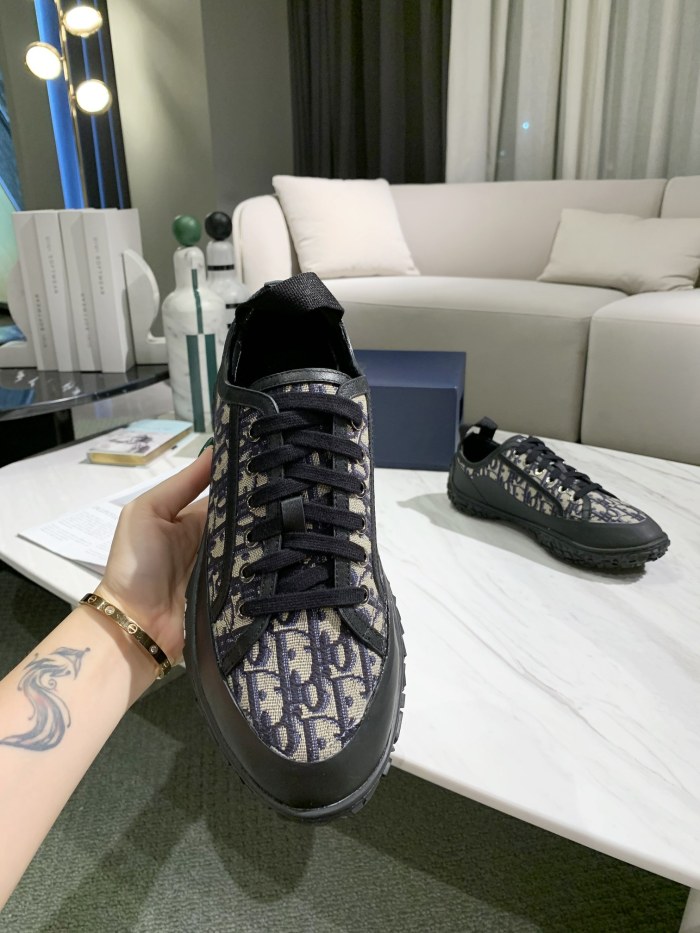 Dior B28 Low-Top Oblique Jacquard and Rubber Sneaker 7