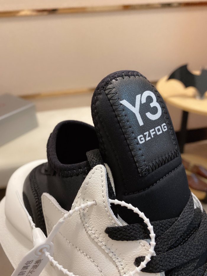 Y-3 Kaiwa Lace-Up Sneakers 39