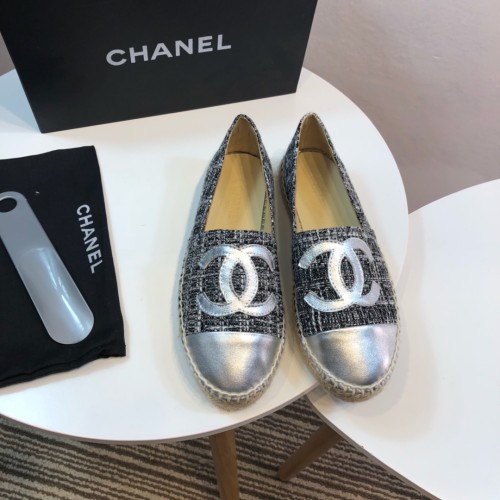 Chanel Loafers 39