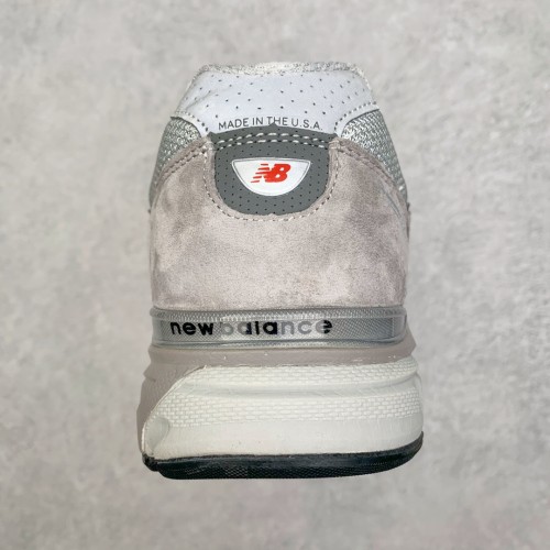 New Balance 990V4 Sneaker 8