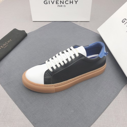 Givenchy Urban Street Logo-print Leather Sneakers 43
