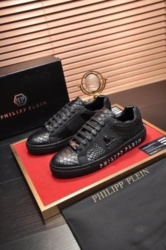 Philipp Plein Low Top Sneakers 18