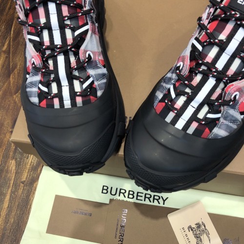 Burberry Arthur Vintage Sneaker 38