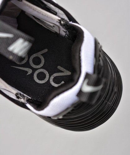 Nike Air Max 2090 Sneaker 15