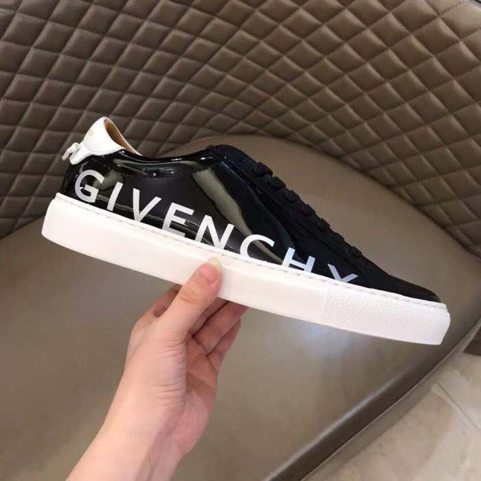 Givenchy Urban Street Logo-print Leather Sneakers 20