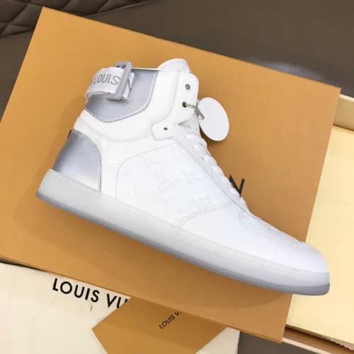 Louis Vuitton Rivoli sneaker 9
