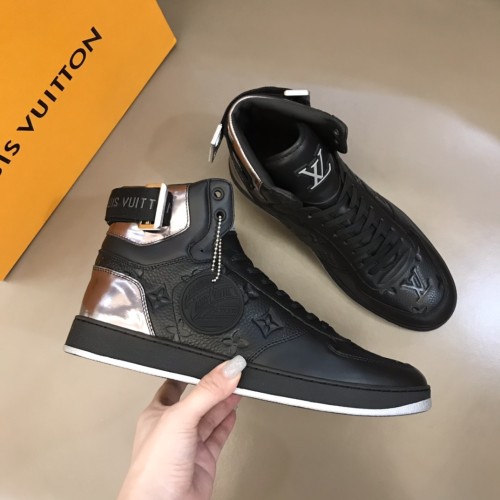 Louis Vuitton Rivoli sneaker 2