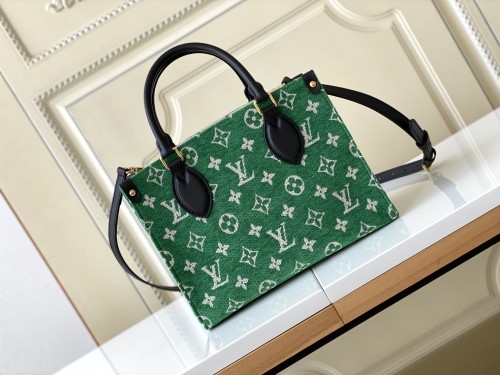Handbag Louis Vuitton m46216 size 25 x 19 x 11.5 cm