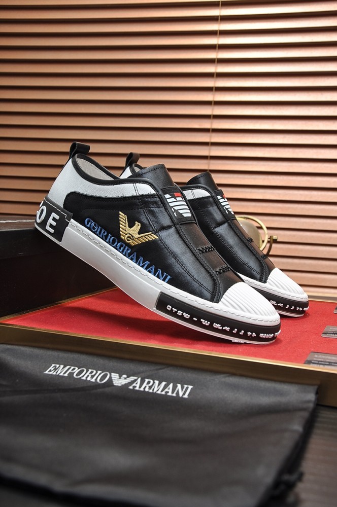 Armani Low Top Sneaker 28