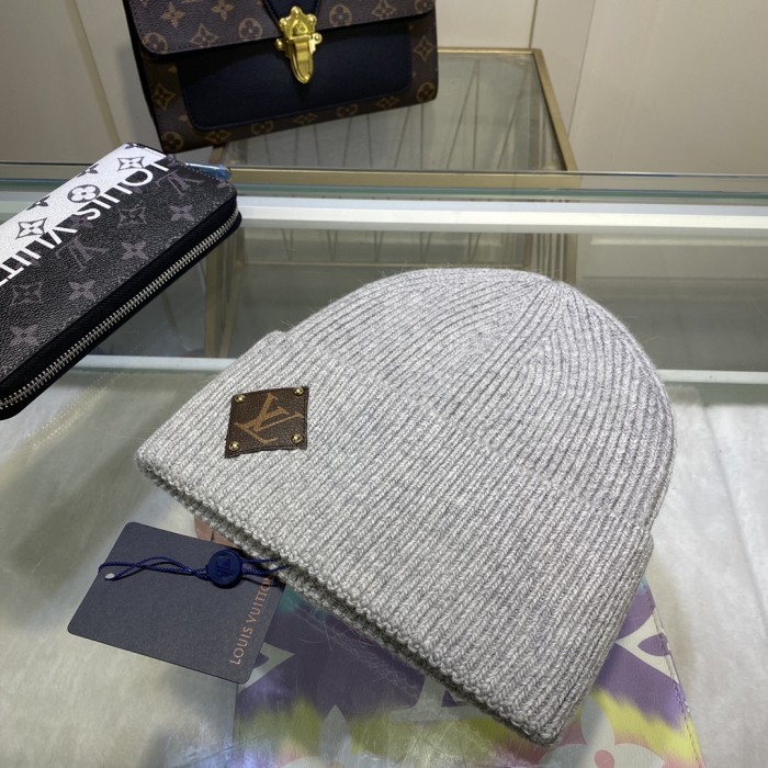 Hat & Scarf Louis Vuitton 3