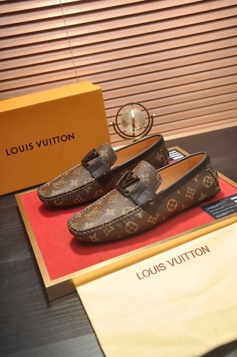 Louis Vuitton Leather Boots 32