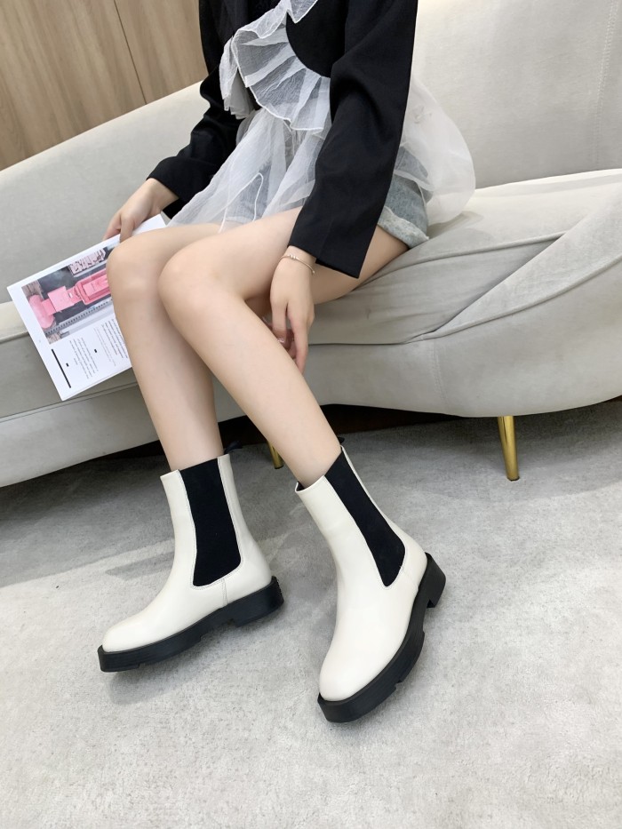 Givenchy Boots 25