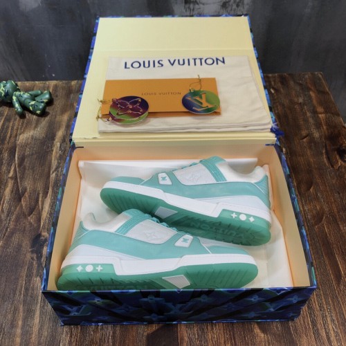Louis Vuitton Trainer Sneakers 68