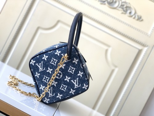 Handbag Louis Vuitton M59611 size 16.0x16.0x16.0 cm