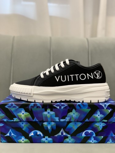 Louis Vuitton Squad sneaker 4