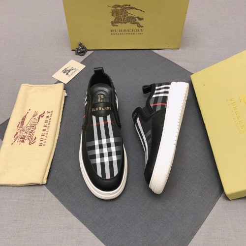 Burberry Perforated Check Sneaker 39