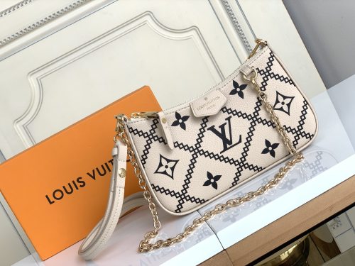 Handbag Louis Vuitton M81137 size 19x 11.5 x 3 cm