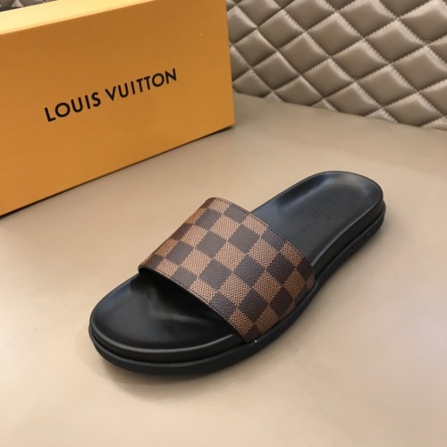 Louis Vuitton Slipper 61