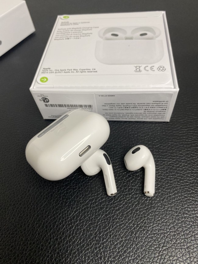 Apple AirPods 3