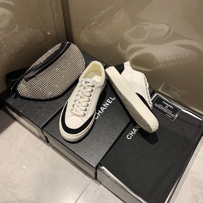 Chanel sneaker 1