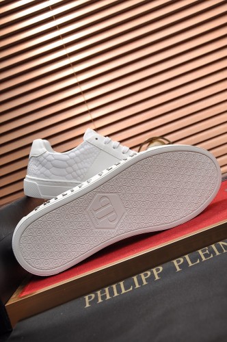 Philipp Plein Low Top Sneakers 17