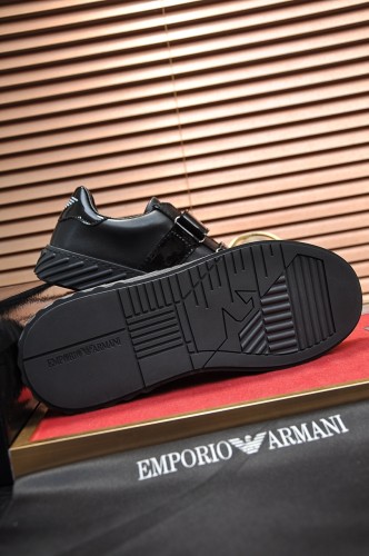 Armani Low Top Sneaker 32
