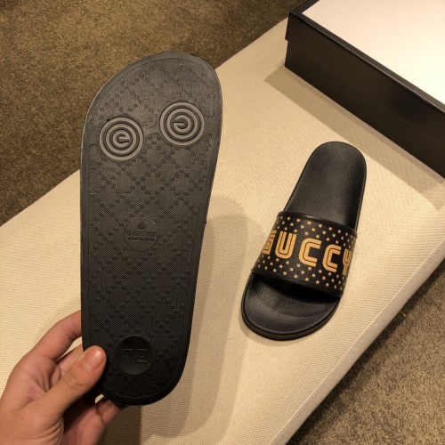 Gucci Slippers 32