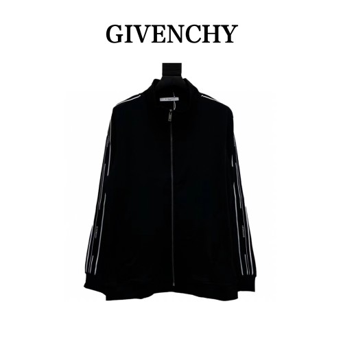 Clothes Givenchy 44