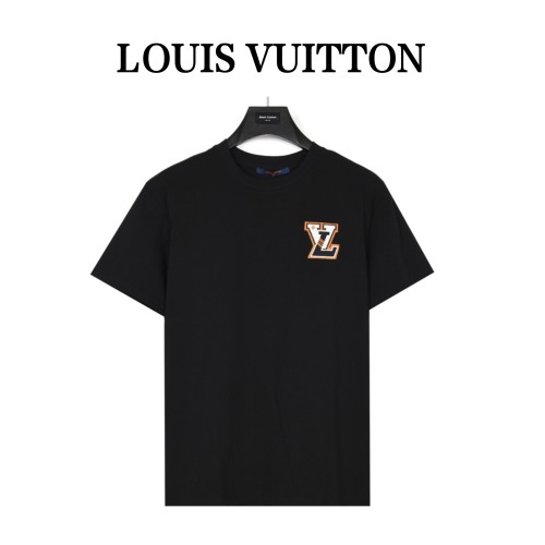 Clothes Louis Vuitton 149