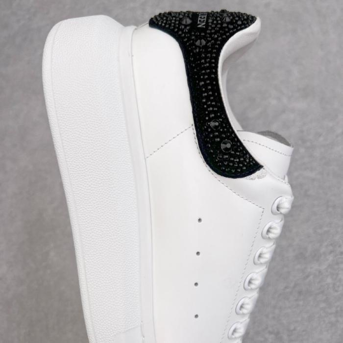 Alexander McQueen Oversized Sneaker in White/jet Black