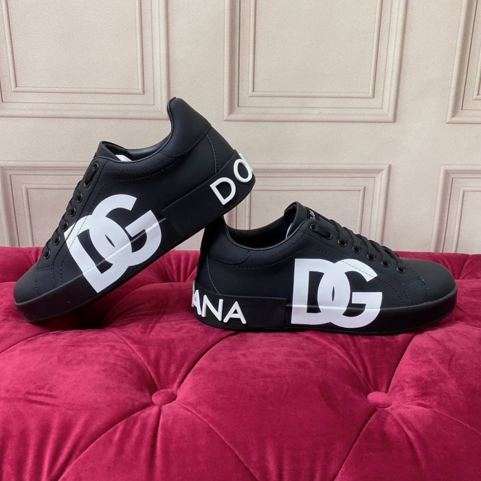 Dolce & Gabbana Low Tops Sneakers 232