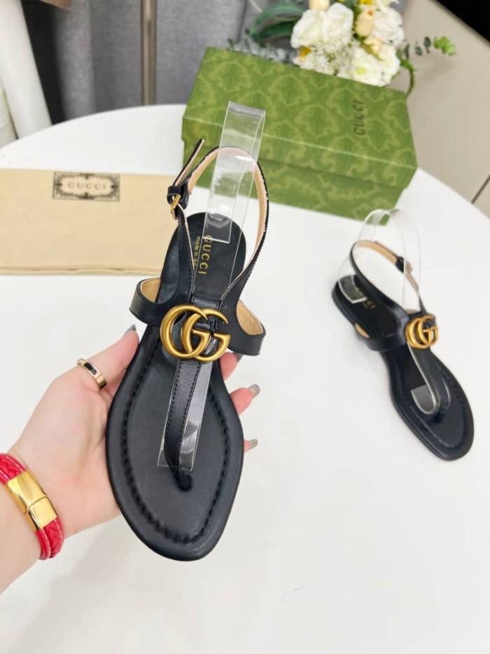 Gucci Women's Double G thong sandal Black leather