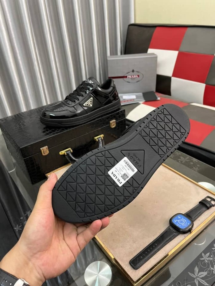 Prada Downtown patent leather sneakers Black