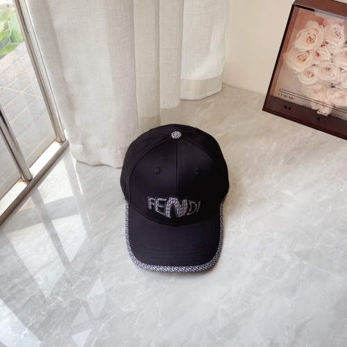Streetwear Hat Fendi 329411